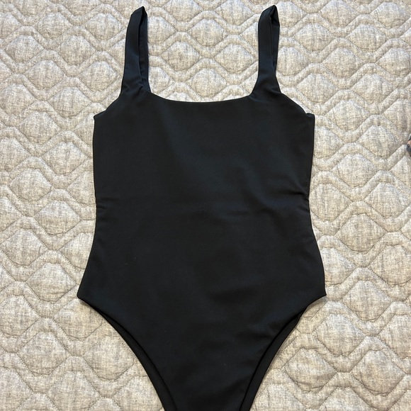 Forever 21 Tops - Forever 21 Square Neck Bodysuit